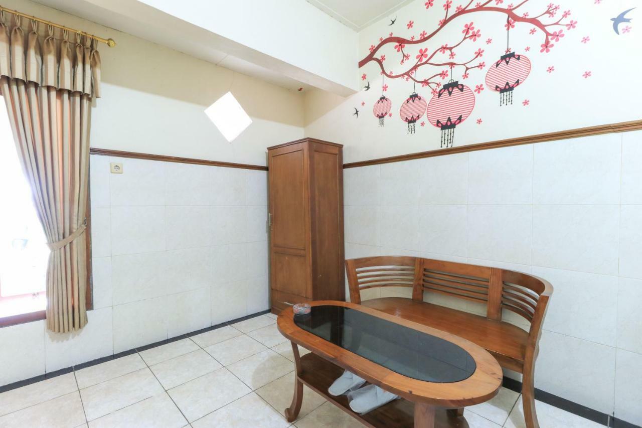 Naga Mas Hotel Mojokerto Eksteriør billede